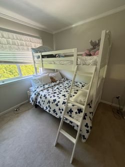 Bunk bed