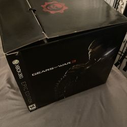 Gears Of War Marcus Fenix Statue