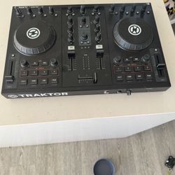 Traktor Kontrol S2 with power cord. 