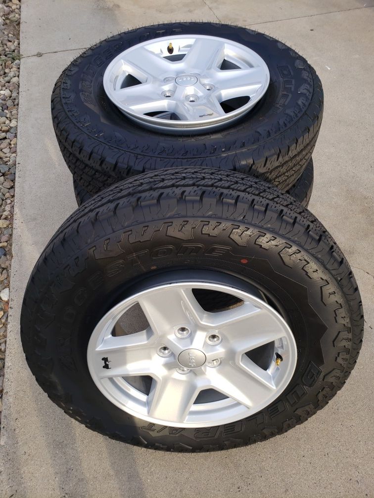 Jeep rims & Bridgestone tires size rimd 17 and tire 245/75R17