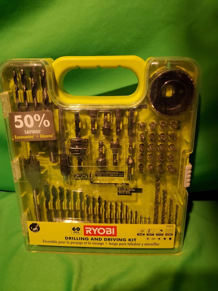 RYOBI DRILLING & DRIVING KIT