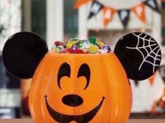 NEW DISNEY MICKEY MOUSE TREAT BOWL
