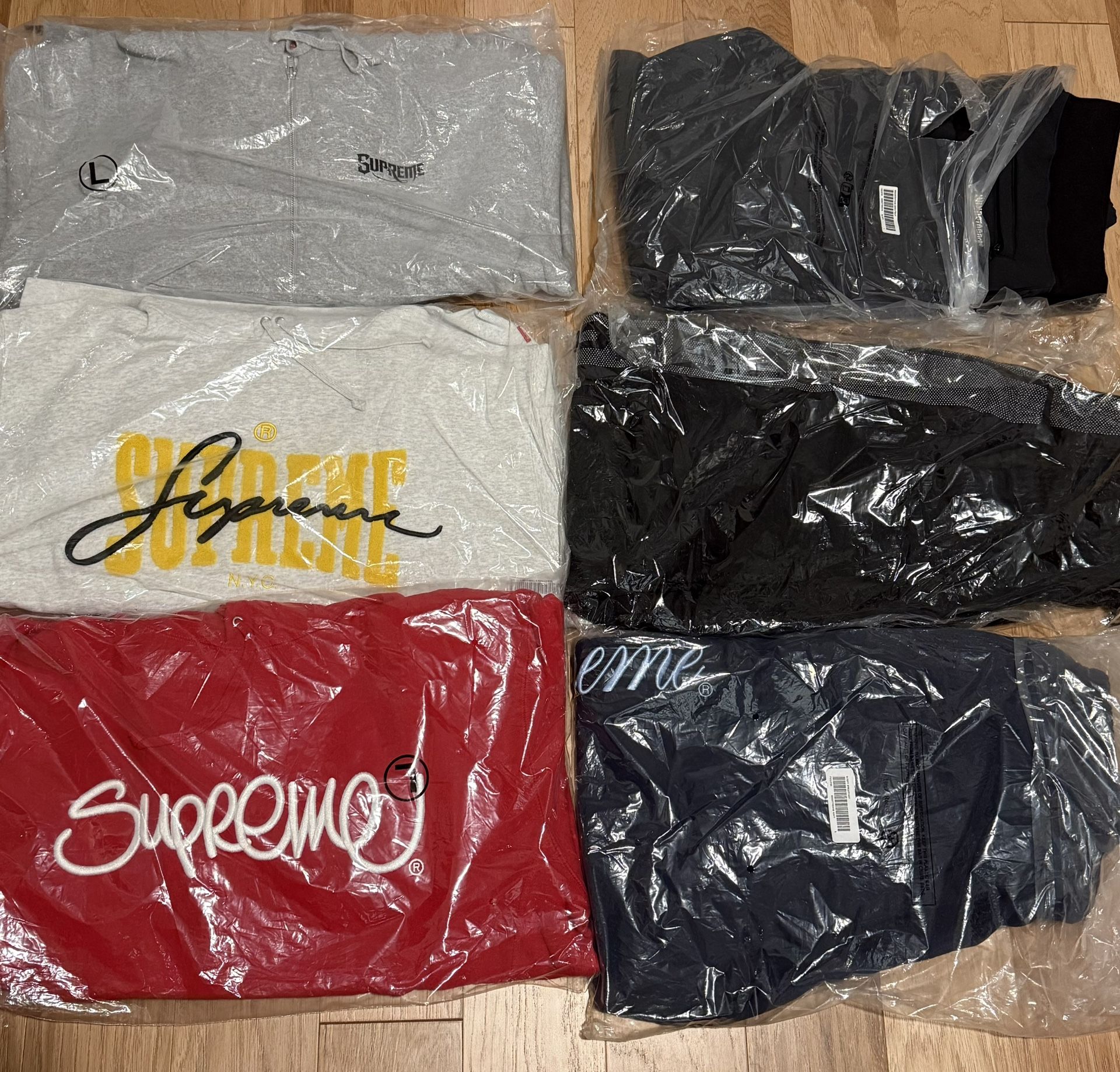Supreme Hoodies & Sweatpants *New* Size L