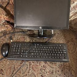 Compaq Desktop Computer See Details In Pics
