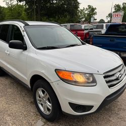 2012 HYUNDAI SANTA FE GLS
