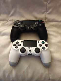 PS4 controllers - used