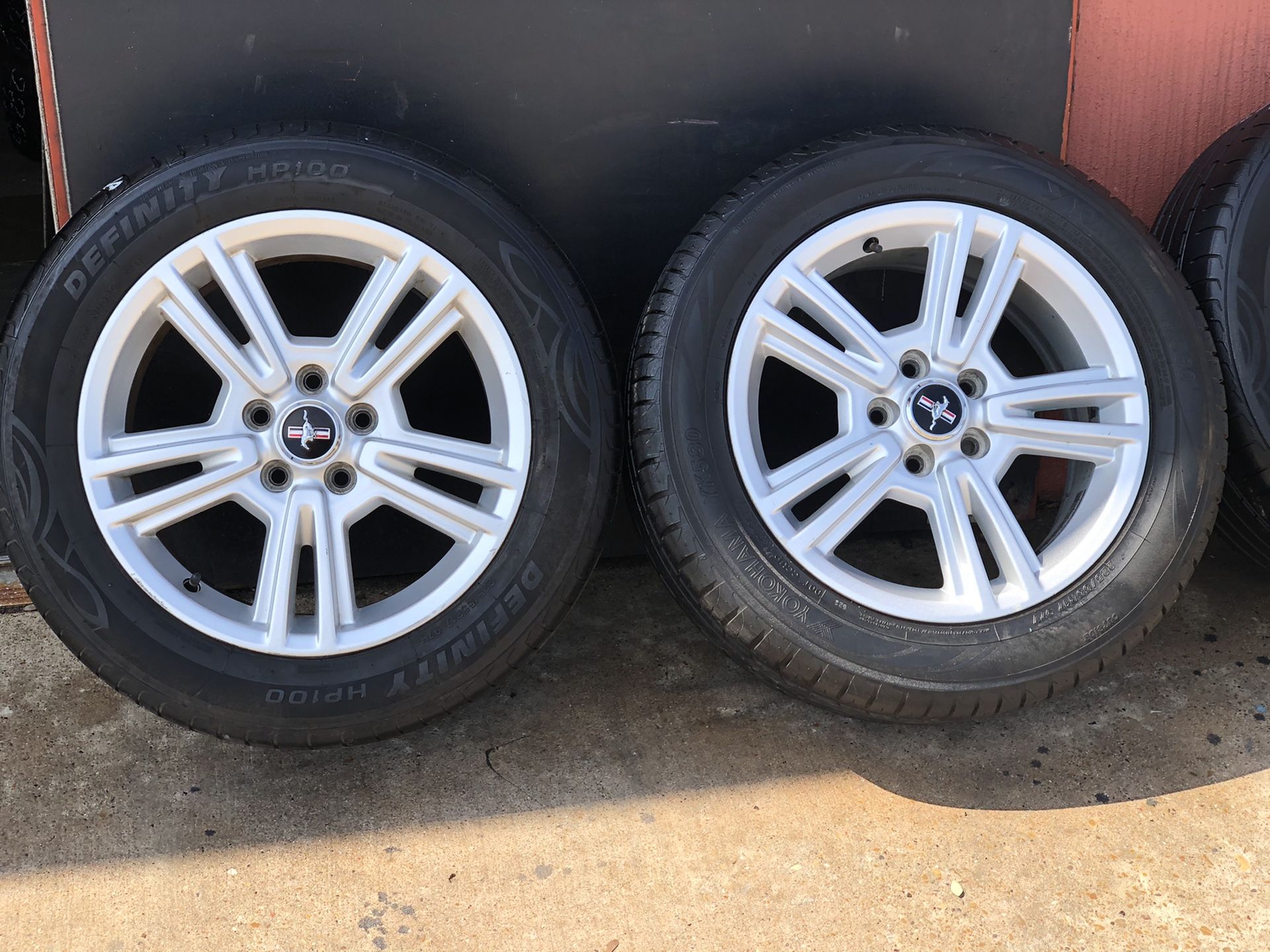 Ford Mustang rims wheels 17 inch factory 5 lug bolt pattern 4.50 inch