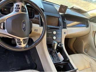 2015 Ford Taurus