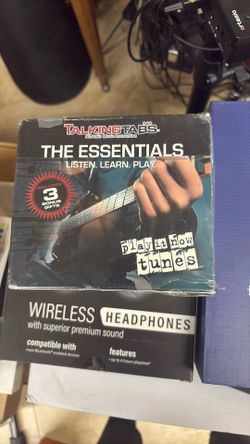 The essentials listen learn play for guitar