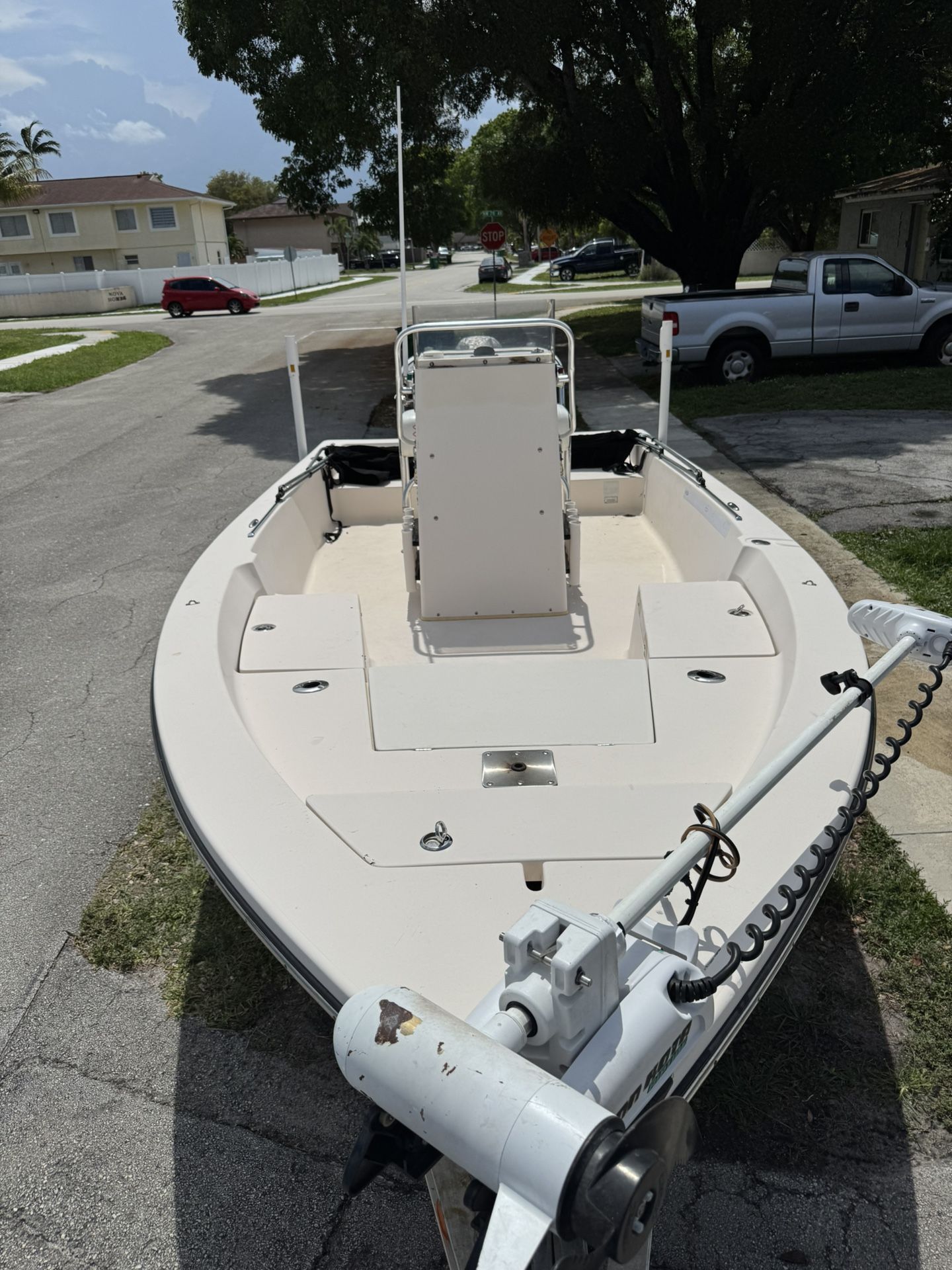 2006 Pathfinder Boat 2000v 