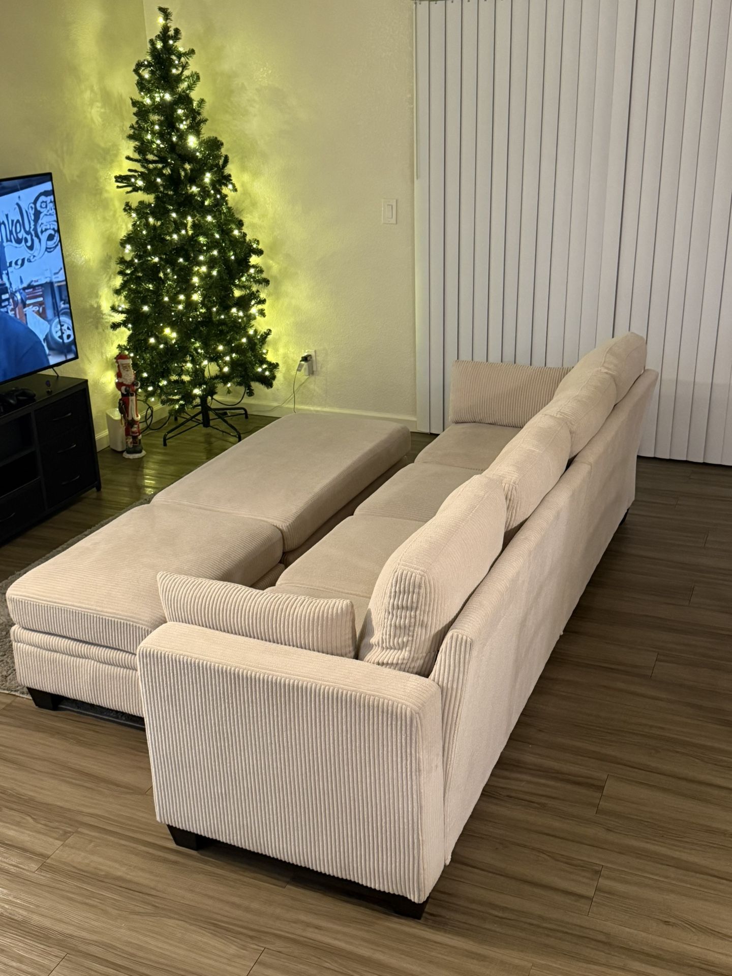 Couch With Ottoman 