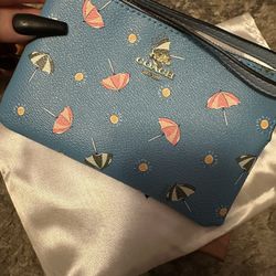 Wristlets 