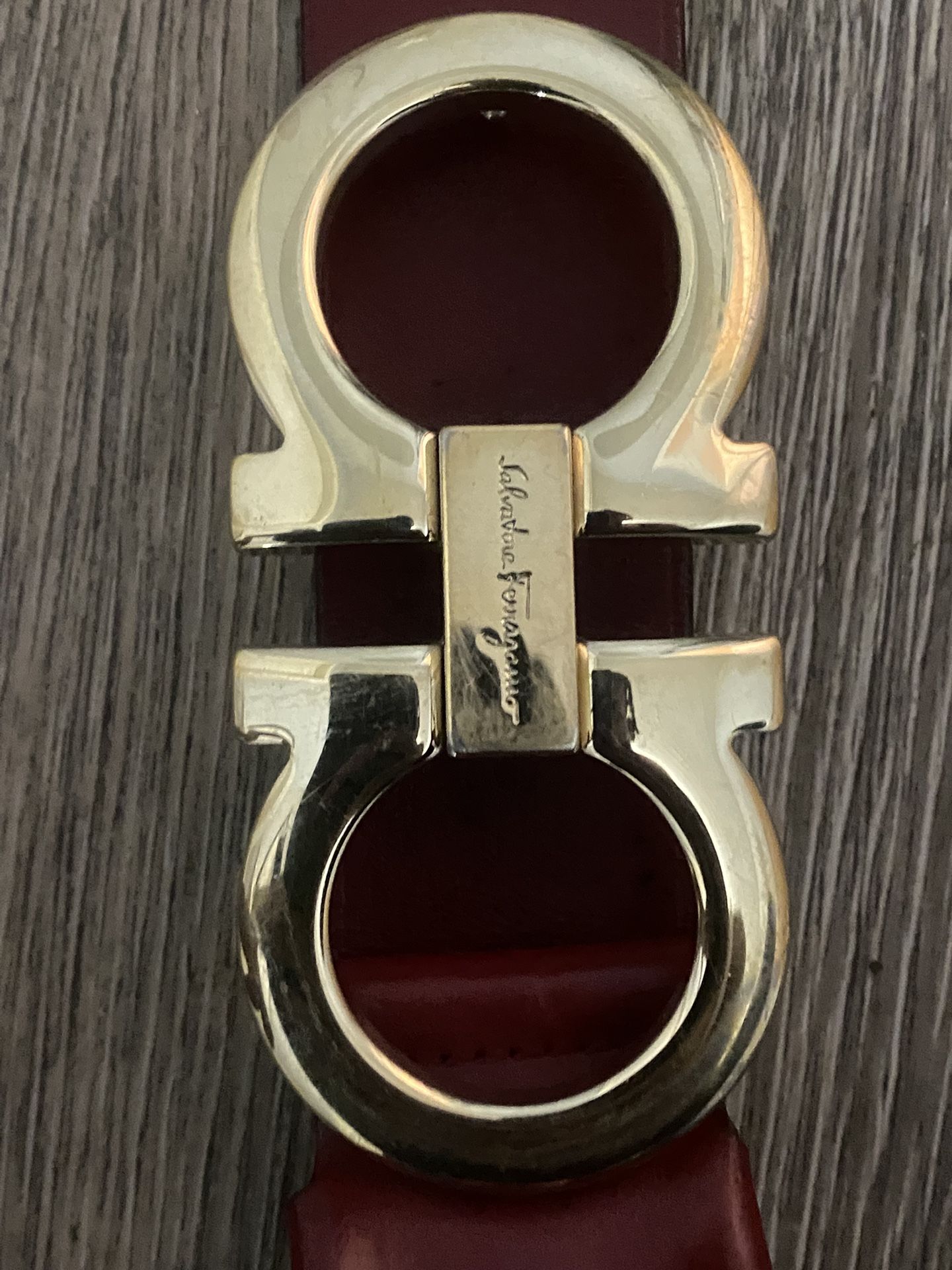 Salvatore Ferragamo Gancini Buckle Leather Belt