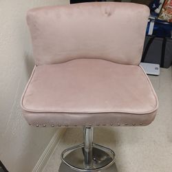 Vanity Chair/ Vanity Lip Chair 