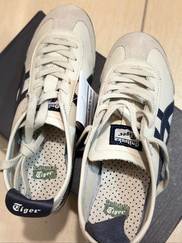 Onitsuka Tiger Mexico 66 Birch Peacoat