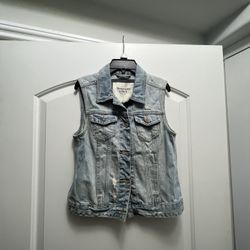 Jean Vest