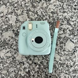 Fujifilm Instax Mini 9 Instant Camera, Aqua/Light Blue