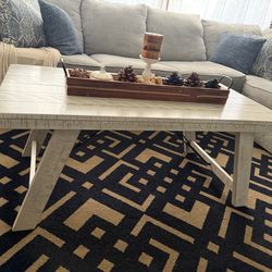 Coffee table set