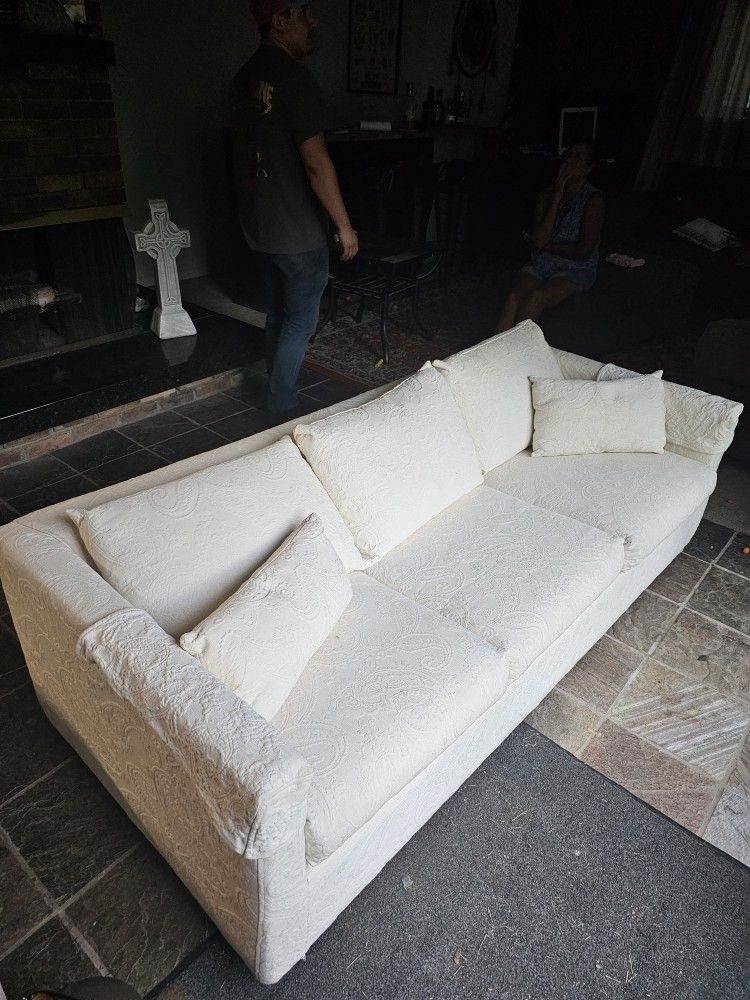 White Full Sized Hideaway Bed Couch