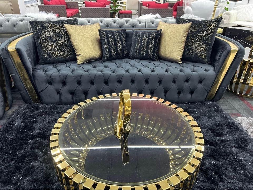 Luppino Ivory Sectional In Stock / Sama Day Delivery