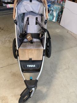 Thule jogging stroller