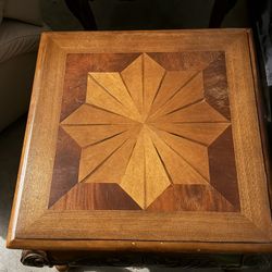 2 Tables An 2 Rose Lamps 