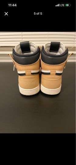 Jordan 1Size 10.5