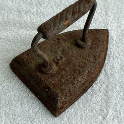 Antique Cast Iron Flat / Sad / Smoothing Iron with Handle Door Stop Paper Weight