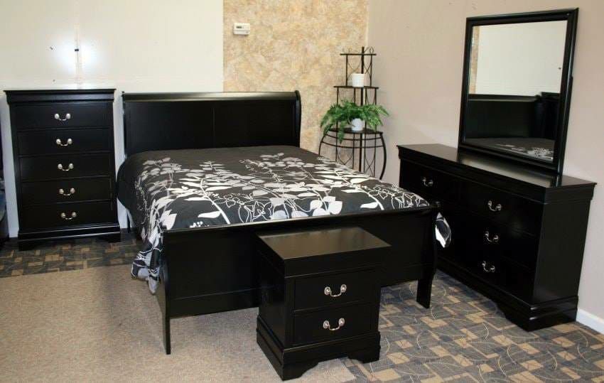 Brand New Black Queen 4pc Bedroom Set