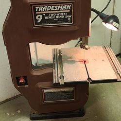 Tradesman 9" Two-Wheel Bench Band Saw