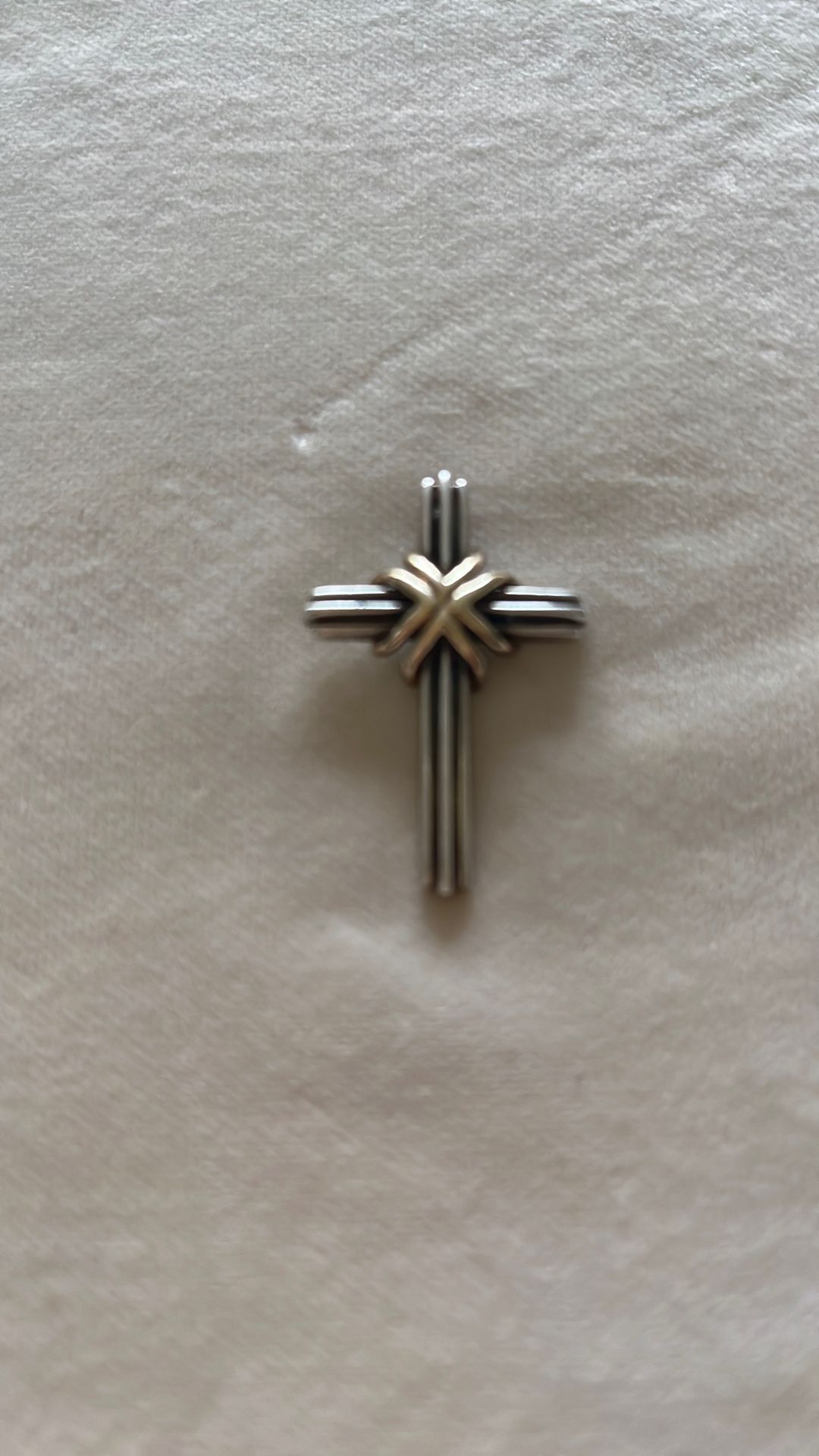 Tiffany & Co 925 - 750 Cross Pendant