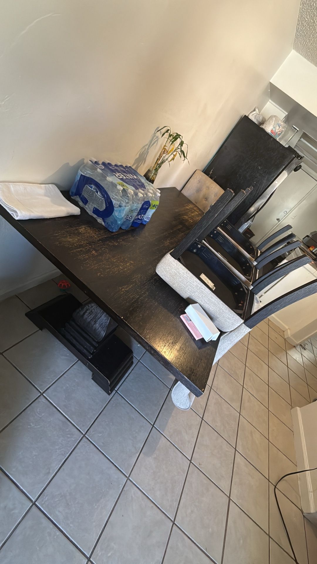 Dinning Table