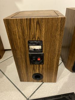 BIC Venturi V52 Bookshelf Speakers for Sale in Orlando, FL OfferUp