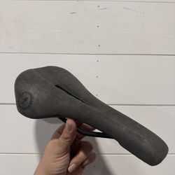 Specialized Phenom Anza Canvas Saddle