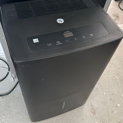 GE Dehumidifier (50 Pint)