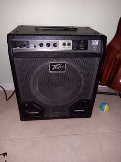 Peavey Max 112