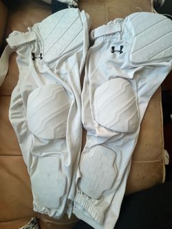 Two Under Armor Boys Football Practice Pants Size XL