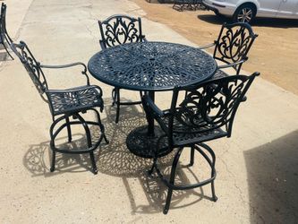 Patio set