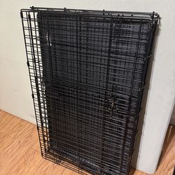 Folding dog crate