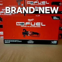 Milwaukee
M18 FUEL 18V Lithium-Ion Brushless Cordless Hole Hawg 7/16 in. Right Angle Drill W/ Quick-Lok (Tool-Only)