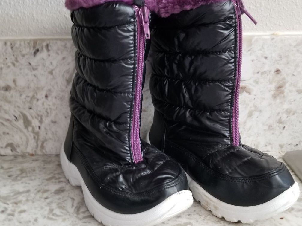 Girls Snow Boots Size 11/12