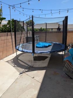 10ft trampoline with cover