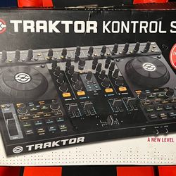 Traktor S4