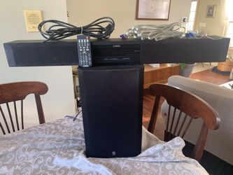 Yamaha Front surround  Sound System With Remote And Subwoofer All Cables Include In Picture YAS-70CU