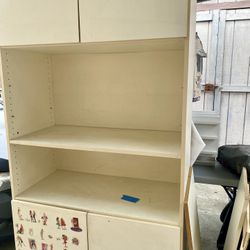 Free Free Cabinet/shelf/shelve/bookcase/bookshelf/hutch