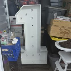 Marquee number 1 Solid wood 