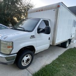 2008 Ford E-350