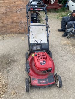 Toro recycler mower