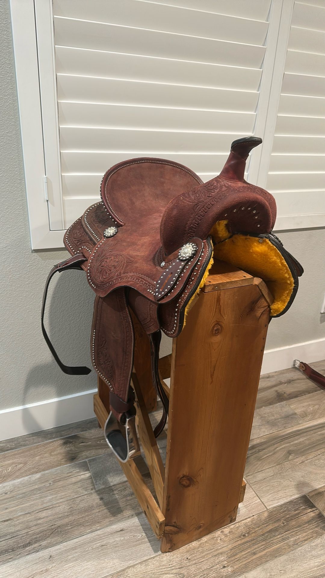 American Saddle