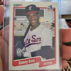Sammy Sosa 1990 Fleer Rookie Baseball Card 
